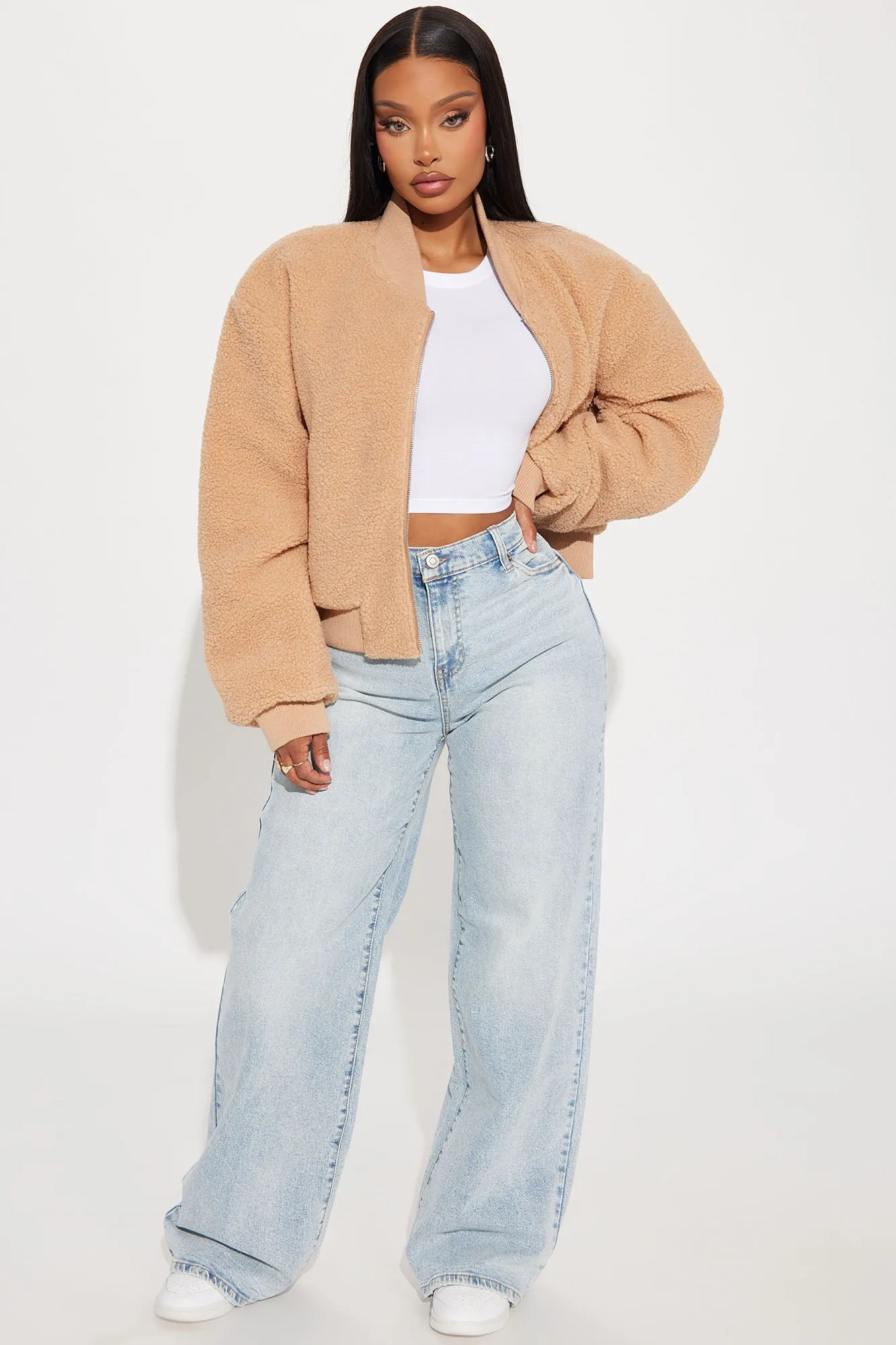 Amira Elastic Waistband Baggy Jeans - Light Wash