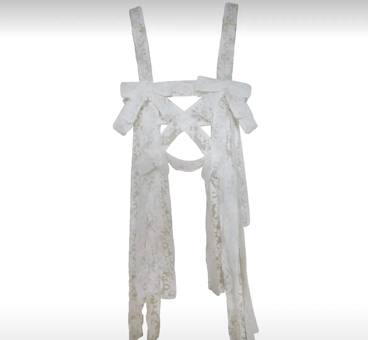 [August Unicorn] Lace Butterfly Versatile Cross-back Camisole