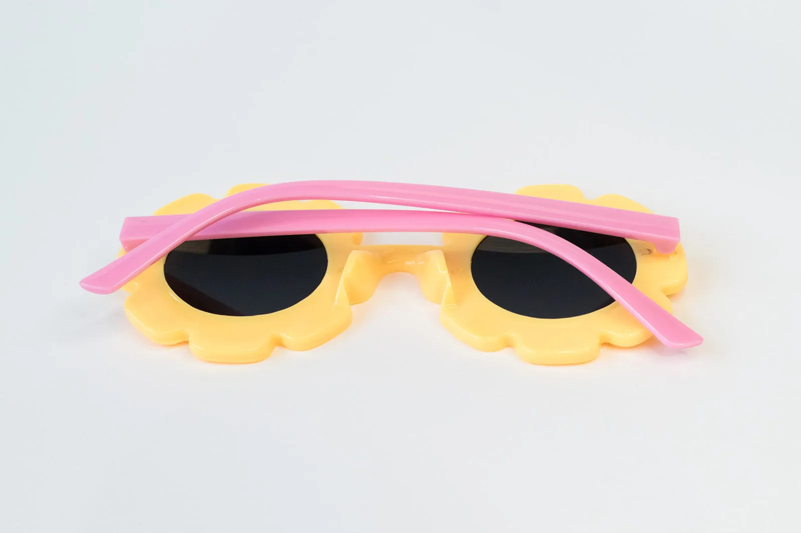 Babeehive Goods Toddler & Kid Daisy Sunglasses - Yellow & Pink