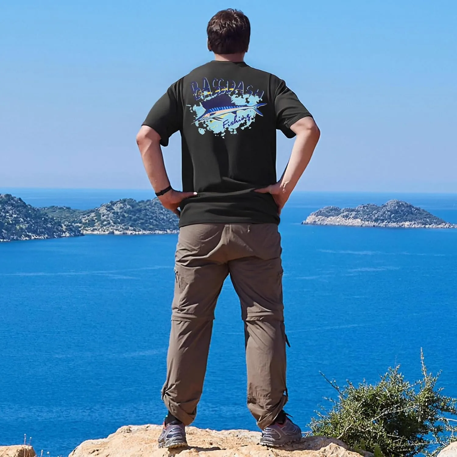 BASSDASH Mens UPF 50  Fishing Graphic T-Shirts Pocket Short Sleeve Shirt Quick Dry UV Sun Protection Casual Outdoor FS46M