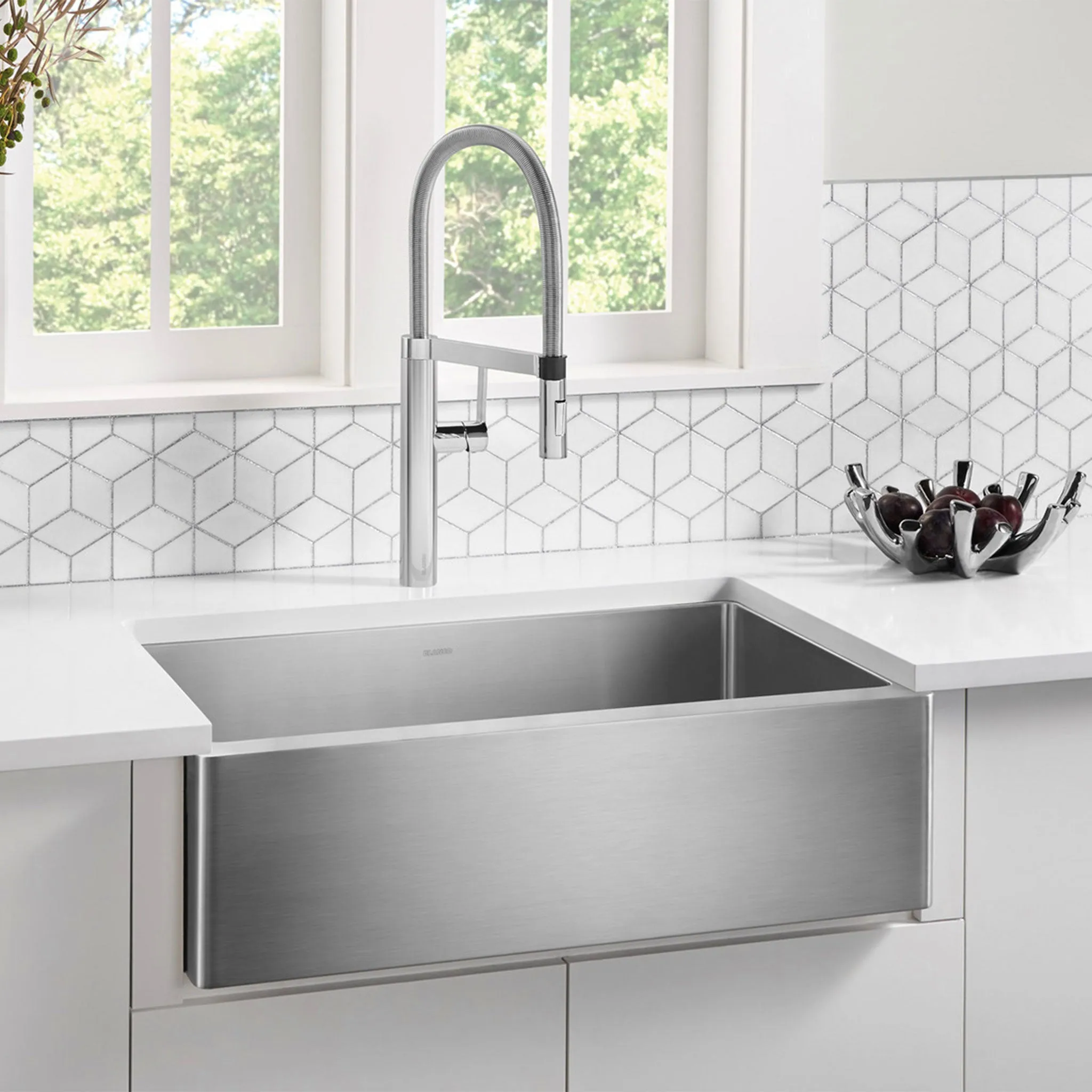 Blanco Quatrus 15 Apron Kitchen Sink