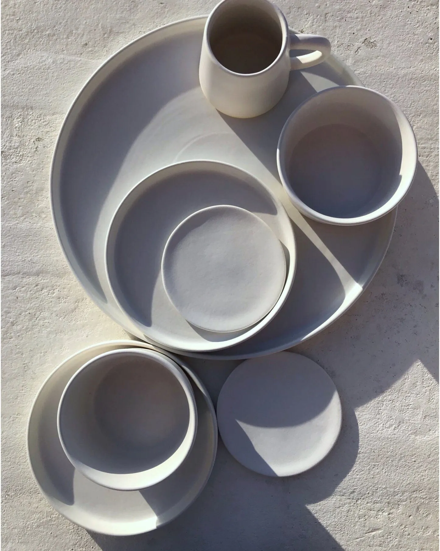 Casa Cubista White Matte Tableware - Plates and Bowls