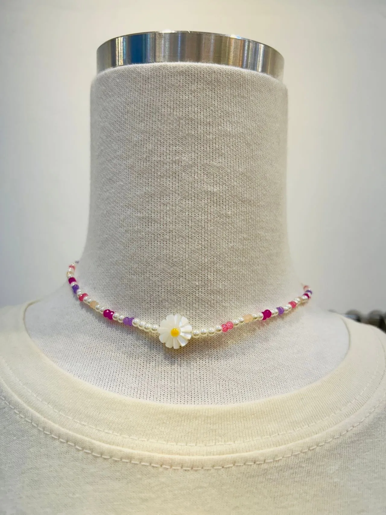 Daisy necklace