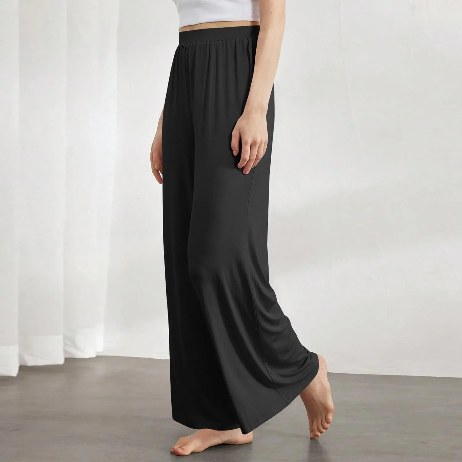 High Waisted Trousers Women Flowy Long Wide Leg Sweatpants Loose Fit Pleated Pull On Vacation Trousers with Pockets