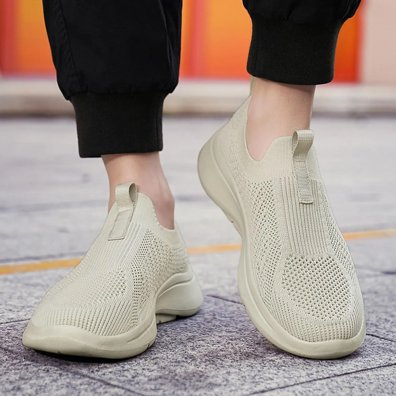 Men's Sports Shoes Versatile Elastic Knit Sneakers Breathable Slip On Sock Shoes Lightweight Workout Shoe