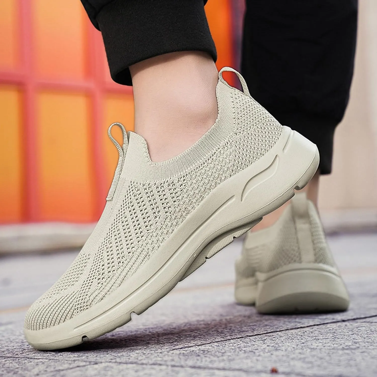 Men's Sports Shoes Versatile Elastic Knit Sneakers Breathable Slip On Sock Shoes Lightweight Workout Shoe