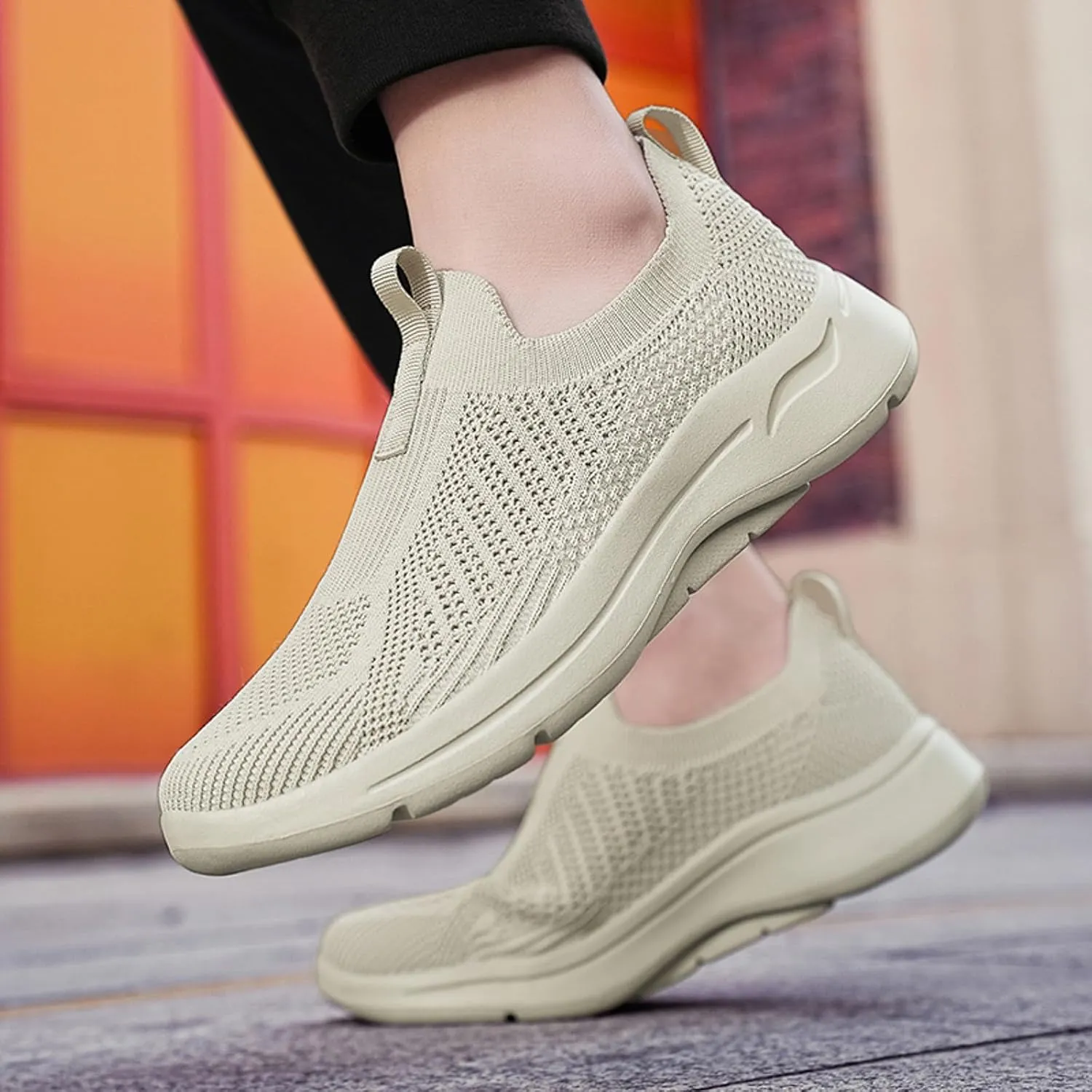 Men's Sports Shoes Versatile Elastic Knit Sneakers Breathable Slip On Sock Shoes Lightweight Workout Shoe