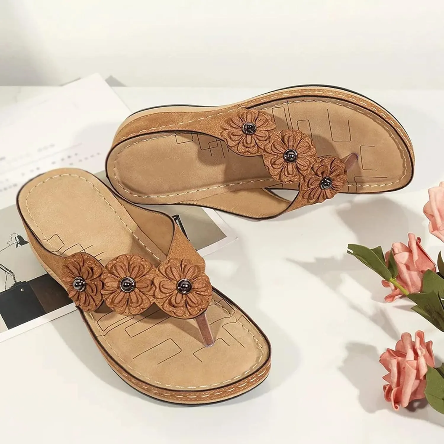 peqiut Casual Sandals Women Flat Clip Toe Sandals for Women Arch Support Comfortable Flip Flops Orthopedic Sandals