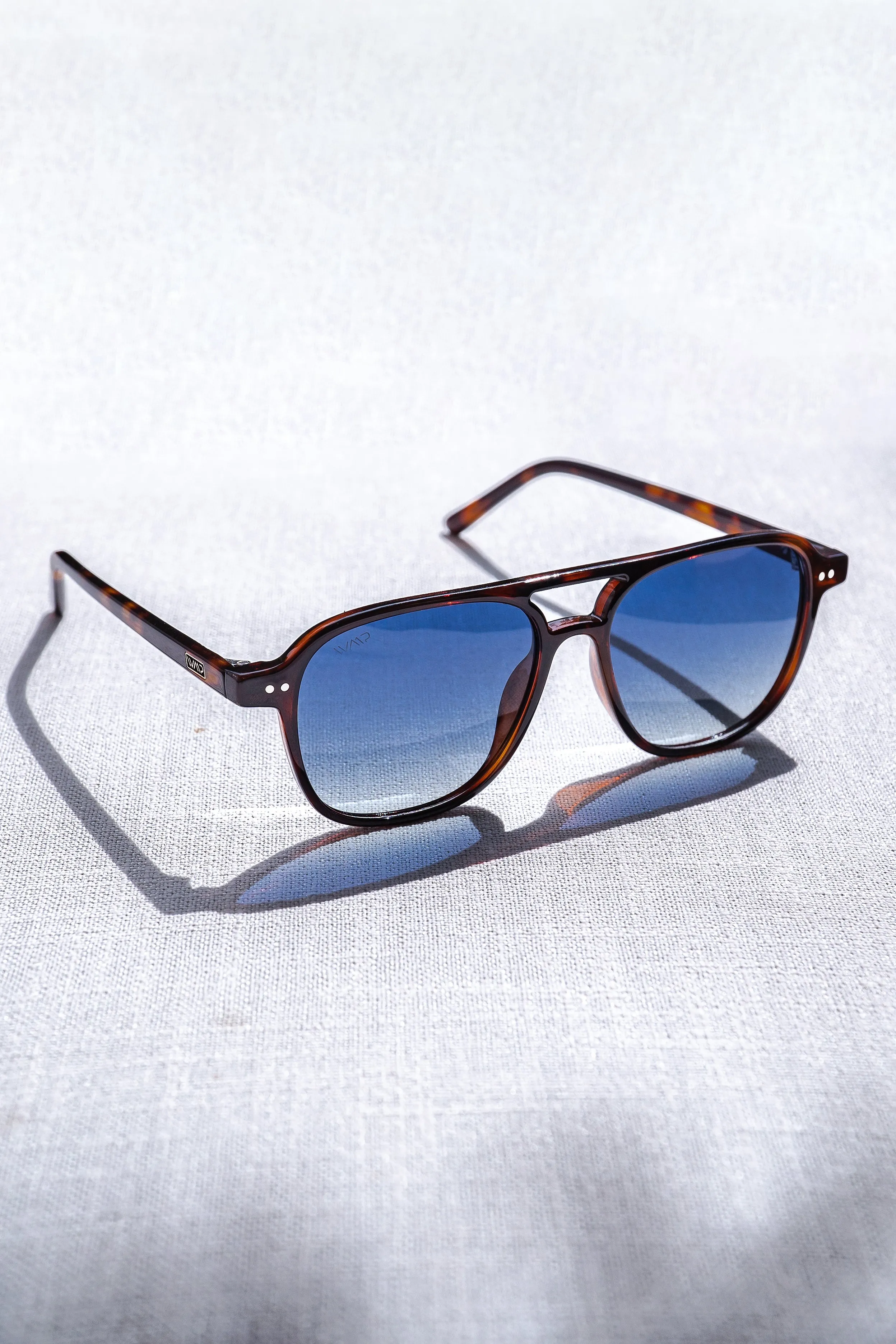 Sunglasses- Hayden Whiskey Brown/Blue Lens