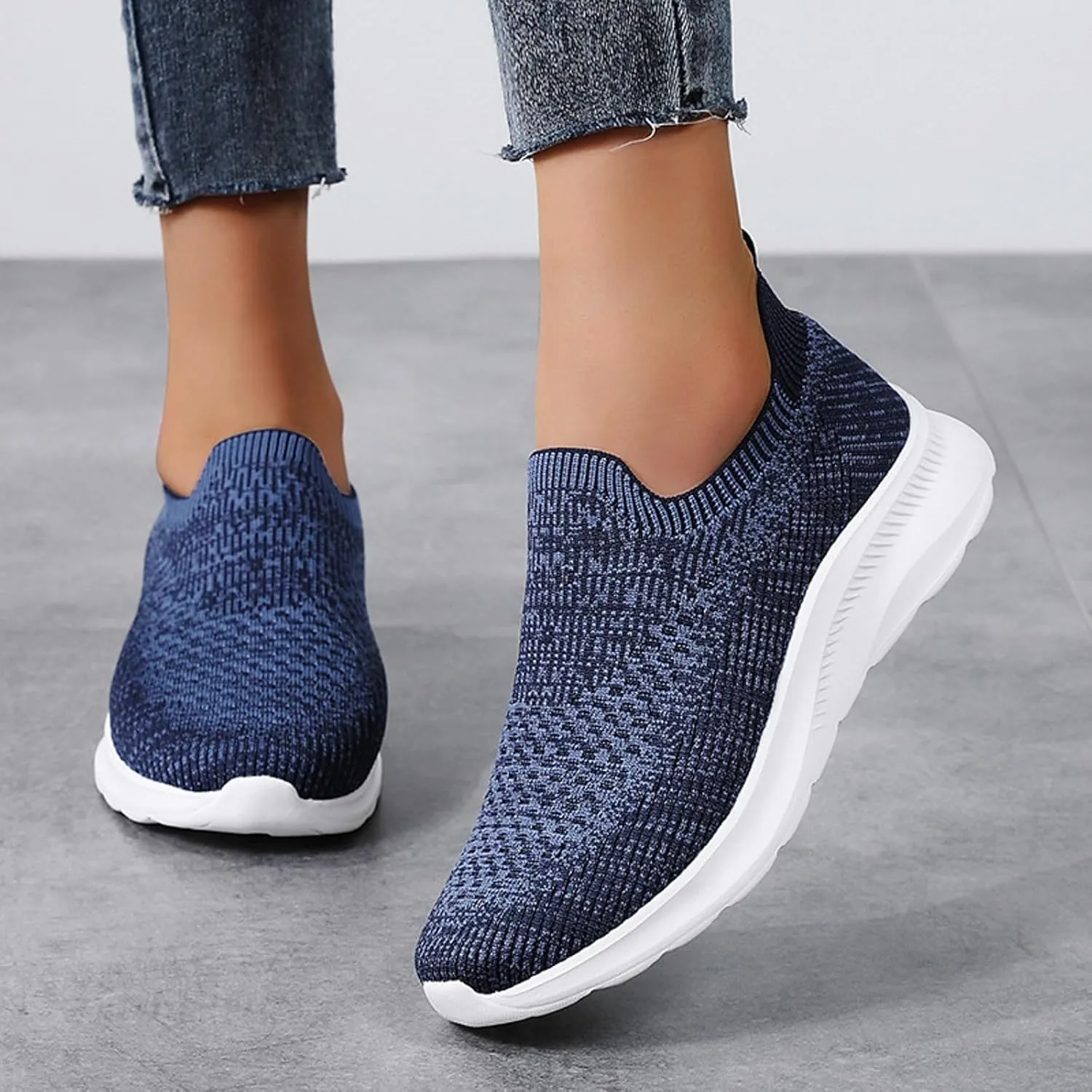 Walking Shoes Women Slip On Knit Mesh Running Sneakers Lightweight Breathable Non-Slip Casual Comfort Sports Shoes