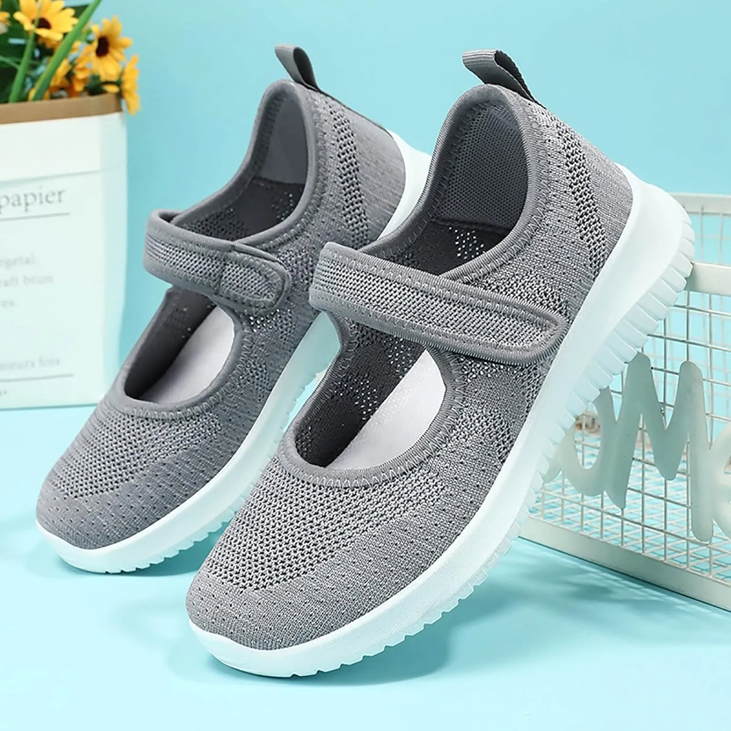 Women's Loafer Shoes Mesh Slip On Casual Shoes Summer Lightweight Breathable Sneakers Womens Business Casual Shoes