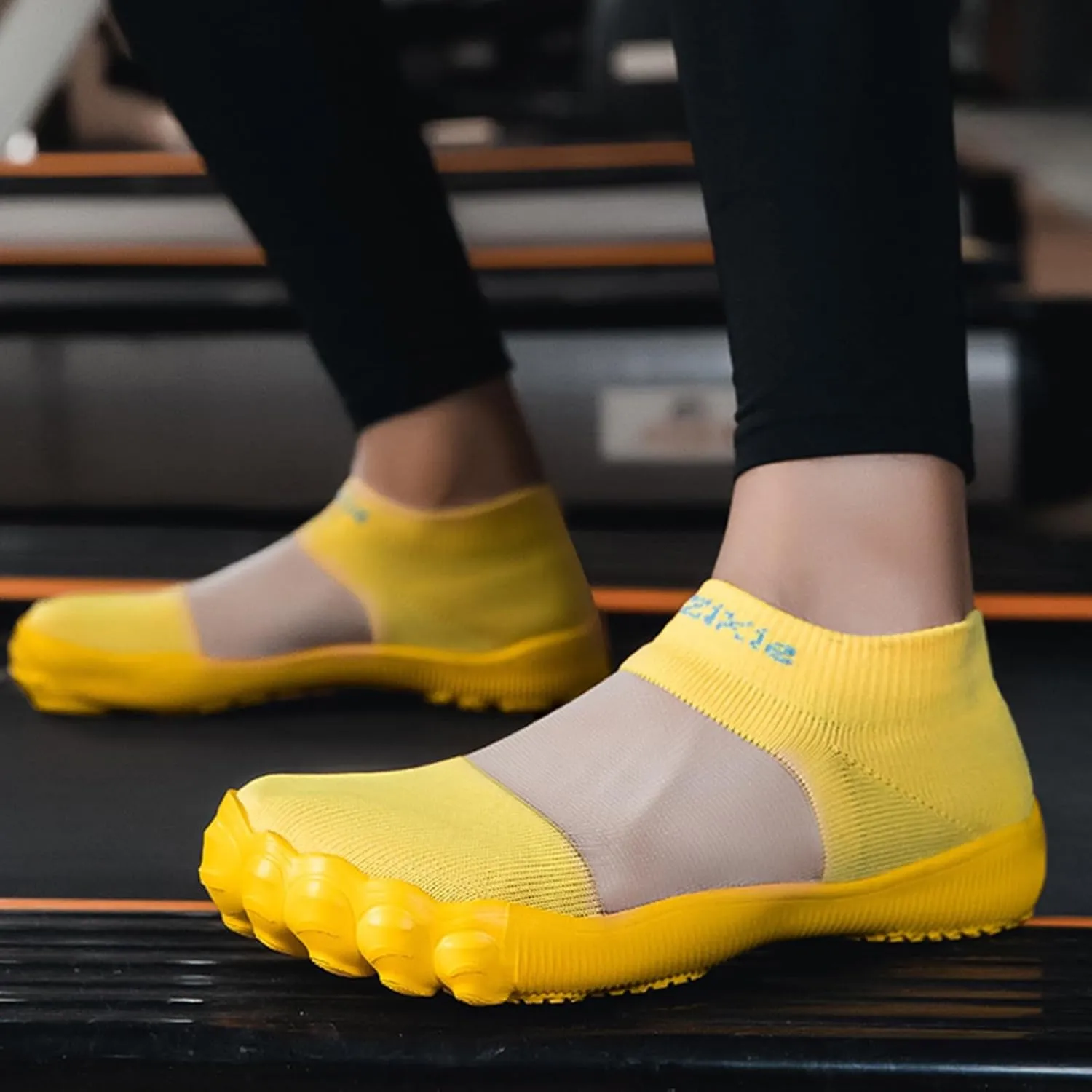 Womens Slip On Sneakers Barefoot Athletic Hiking Sports Shoes Quick-Dry Aqua Socks for Beach Swim Pool Comfy Breathable Sneakers Knit Flats Walking Shoes